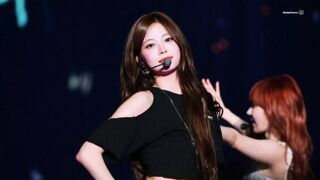 르세라핌 홍은채