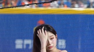 유명 로고 티셔츠 수천 장 '우르르'... 경찰이 급습한 현장