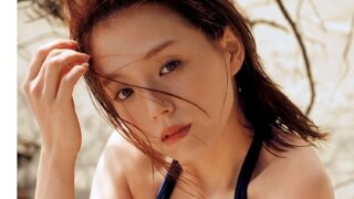 시노자키 아이 그라비아, 섬에서 빛나는 몸매