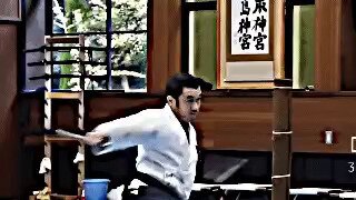 사무라이의 발도술.gif