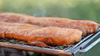 양념 삼겹살 숯불구이 덮밥