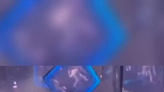 (혐주의사고영상)공연중 대참사난 중국 아이돌댄서