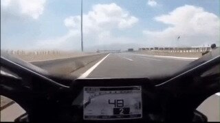 시속 300km 오토바이 풀악셀