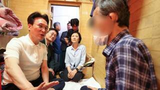 쪽방촌 찾은 김민석 국무총리- [임대주택 공실 개선 TF 구성] [대전 쪽방촌 폭염 대응 등 점검]