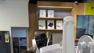 전자제품 매장에 간 딸내미