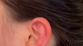 자외선에만 보이는 문신.gif
