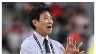 축구 국대 일본 감독 VS 우주명장 홍명보