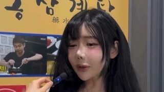 직업이 '성상품화 되는 일'이라는 女