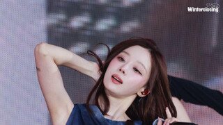  강아지 계단 내려올때