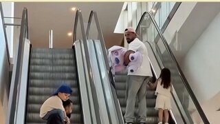 딸가진 아버지의 부러움
