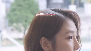 ㅗㅜㅑ옷이 너무 내려간 거 같은 장효윤 아나운서