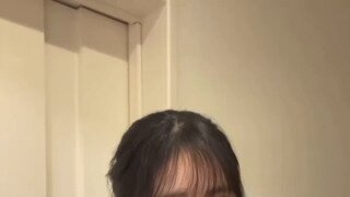 살살 얼어있는 요거트 위로