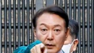 썩은 노각 압수수색