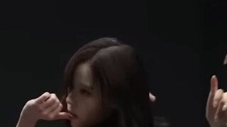 안무 연습하는 윈터