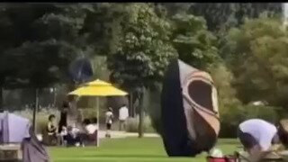 하울의 싸돌아다니는 텐트
