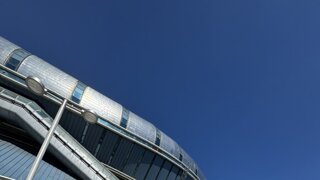 [트와이스] 오늘 콘서트 굿즈를 사기 위해 아침부터 줄서고 있는 일본 원스...