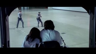롤러에 깔려 죽는 경비원.mp4...
