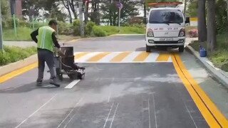 40년간 차선 도색만 해오신 분