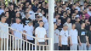 오늘 아들 입대한 부모님이 찍은 사진