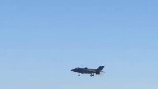 수직착륙 실패하는 F-35B
