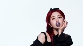 어쩌다 한번 르세라핌 허윤진