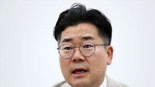 씨발 윤석열 체포 실패는 박찬대 때문임.....