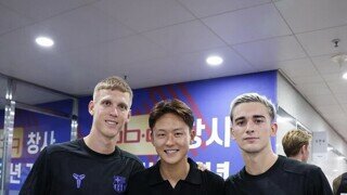 옛 바르샤 동료들 만난 이승우