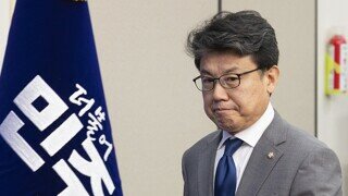 진성준.김병기 원내대표 대주주 상향검토에 공개반대