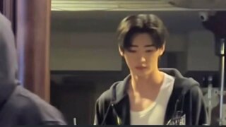 대학가면 멋진 남자 만날 생각하는 고3 