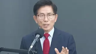 김문수. '윤. 재입당 신청시 당연히 허용' 당내 반발.