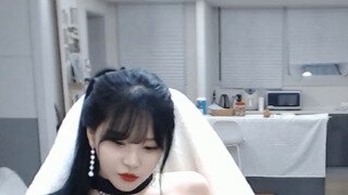 ㅇㅎ) 수갑 채워진 박민정