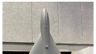 새롭게 공개된 미국 자폭드론 실물