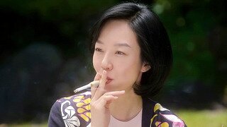 요즘 날라다닌다는 임수정 연기