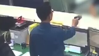 칼들고 경찰서 온 빌런에게 다정하게 응대한 경찰관