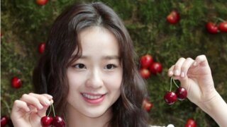 '유튜브 삭제' 해프닝 손연재.. '배 아픈 서민' 신고 때문?