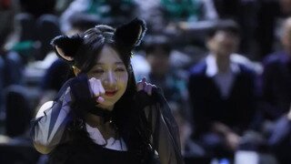 우수한 치어리더 퇴근길 원 오프숄더