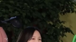 V 포즈 트와이스 미나
