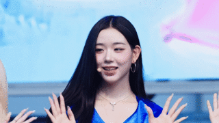 ㅇㅎ)트리플에스 채연의 배꼽인사