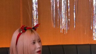 한 번 숙이는 프로미스나인 송하영
