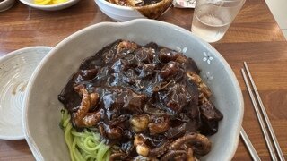 이게 삼선짜장 맞음?
