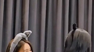 아이들 민니 각선미