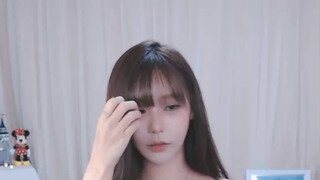 ㅅㅅ하려고 화장실 들어간 남녀...