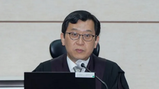 덕수 산넘어 산