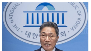 이학재, ‘직권남용’ 고소당했다···인천공항 간부들 “3년째 보직 박탈 고통”