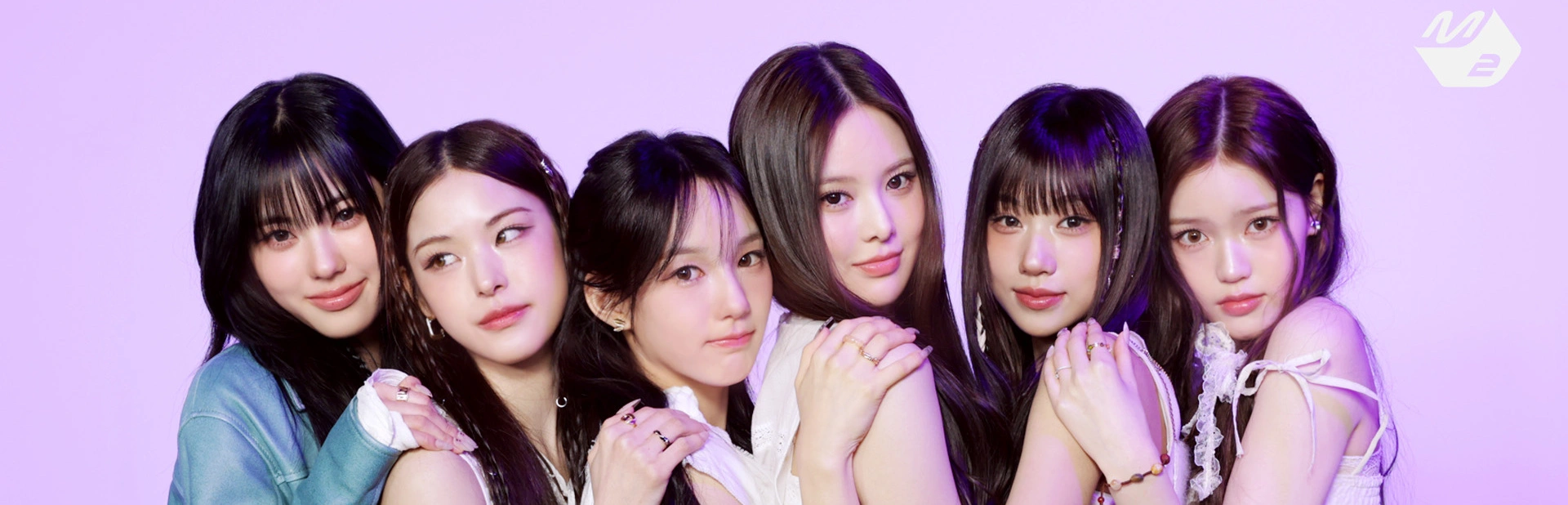 걸그룹 팟벤 상단 배경 이미지