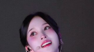 미나가 너무 좋은 사나 (트와이스)