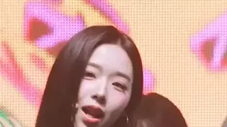 트리플에스 김채연