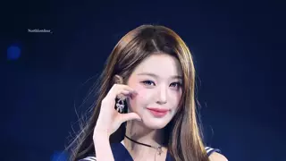 취향 저격 의상 장원영 (아이브)