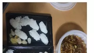 초밥 환불 요청하고 회만 골라 처먹은 배달거지