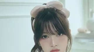 리센느 메이의 과거 라이브중